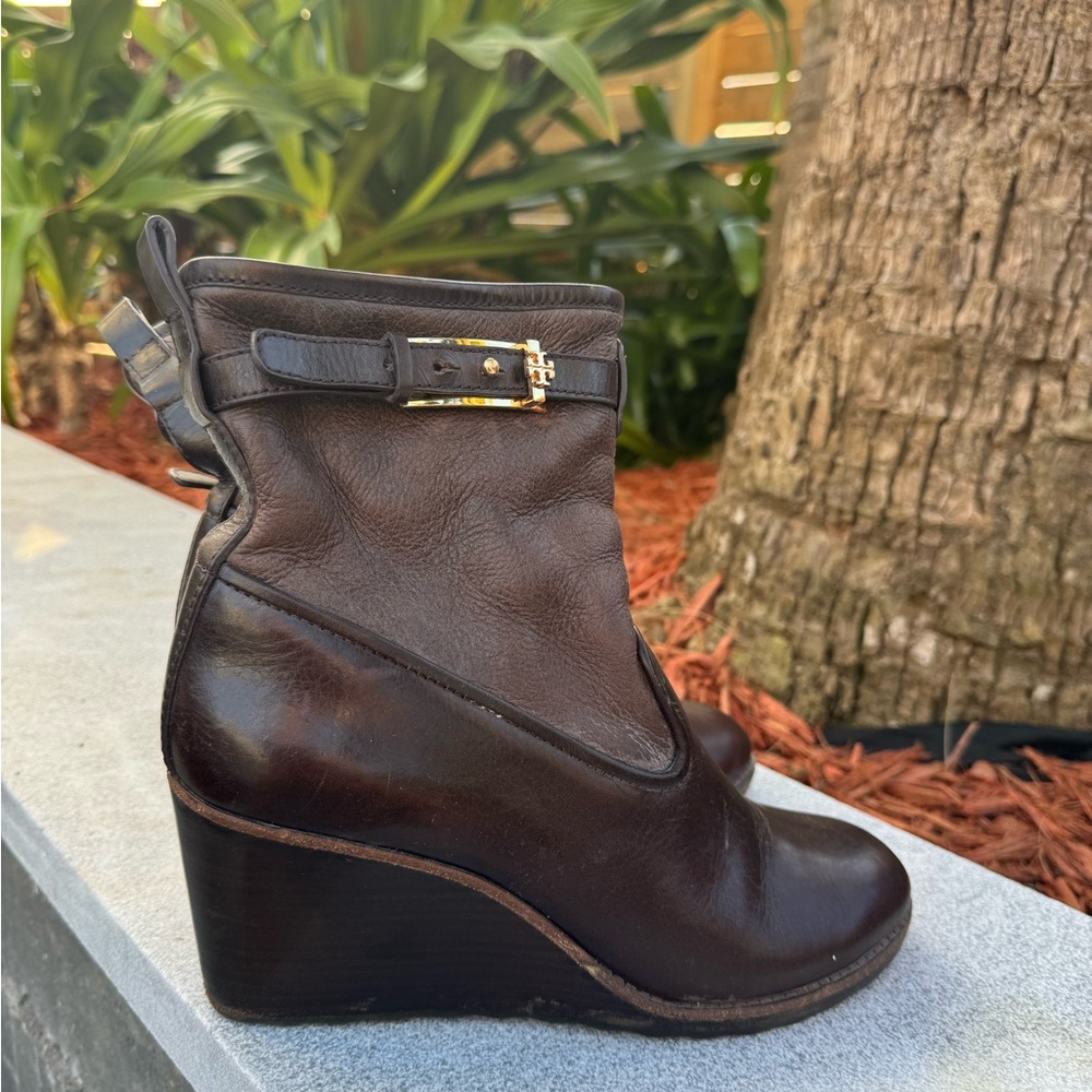 Tori Burch Primrose Brown Leather Wedge Boots